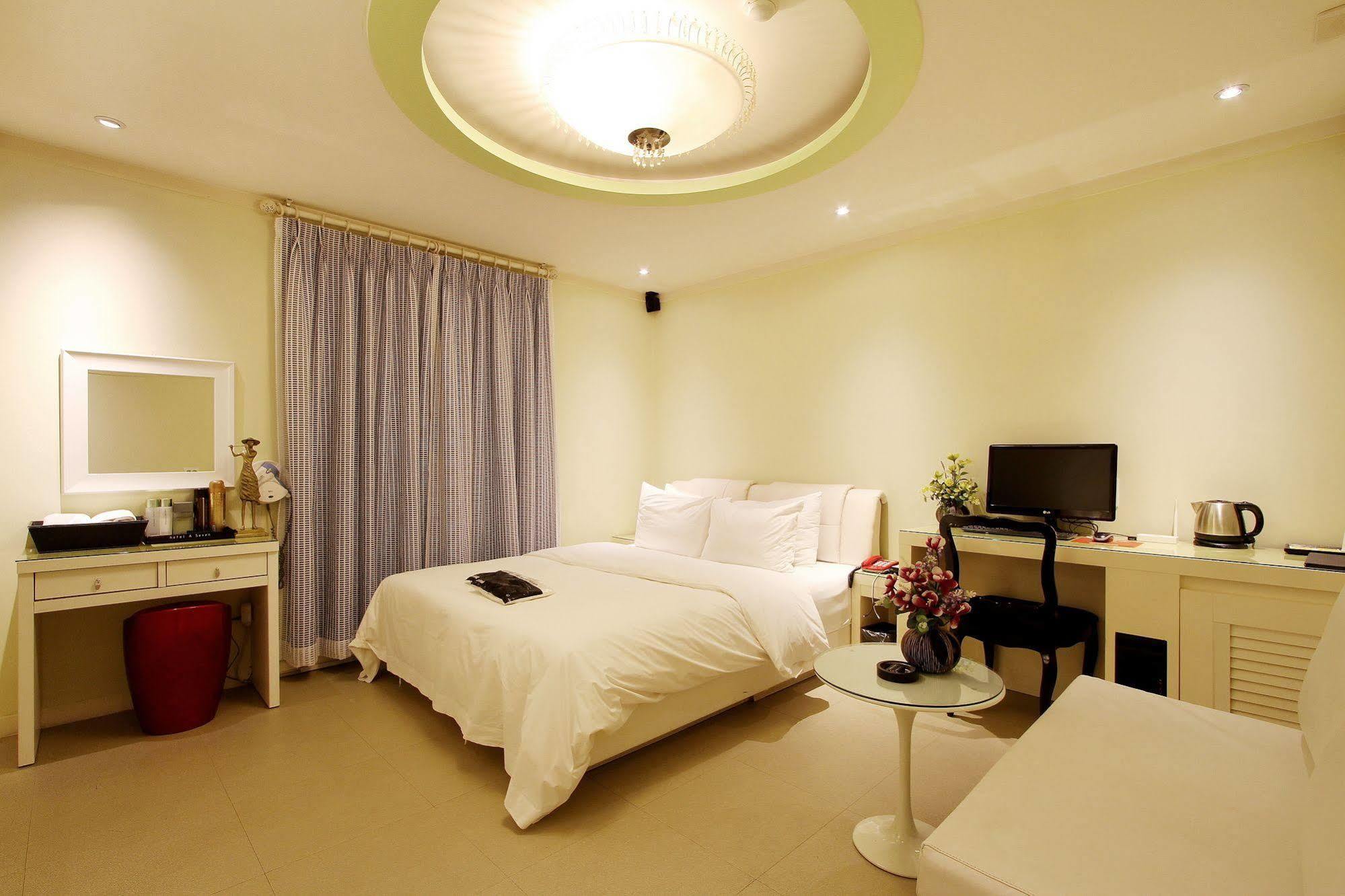A7 Hotel 2*