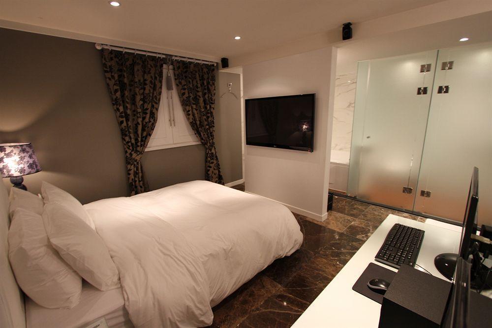 Hotel A7